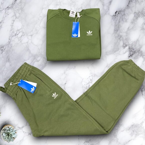 NWT 2 pc adidas original matching sweatshirt sweatpants outfit size L large - Picture 1 of 3